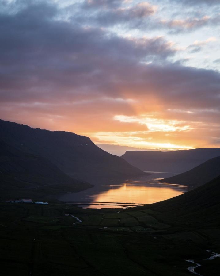 Fisherman Hotel Westfjords Sudureyri Exteriör bild