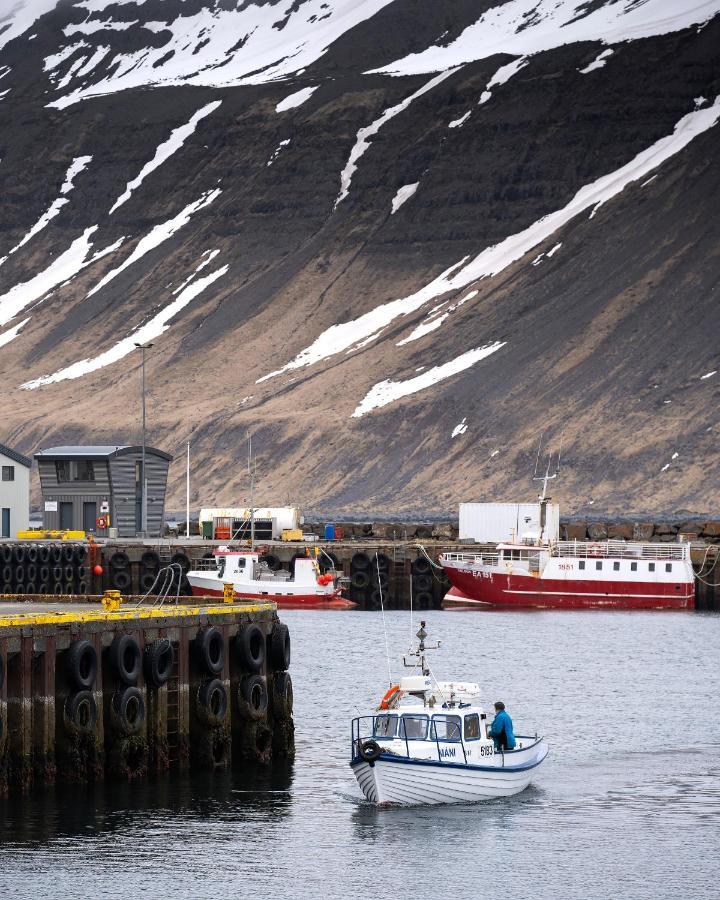 Fisherman Hotel Westfjords Sudureyri Exteriör bild